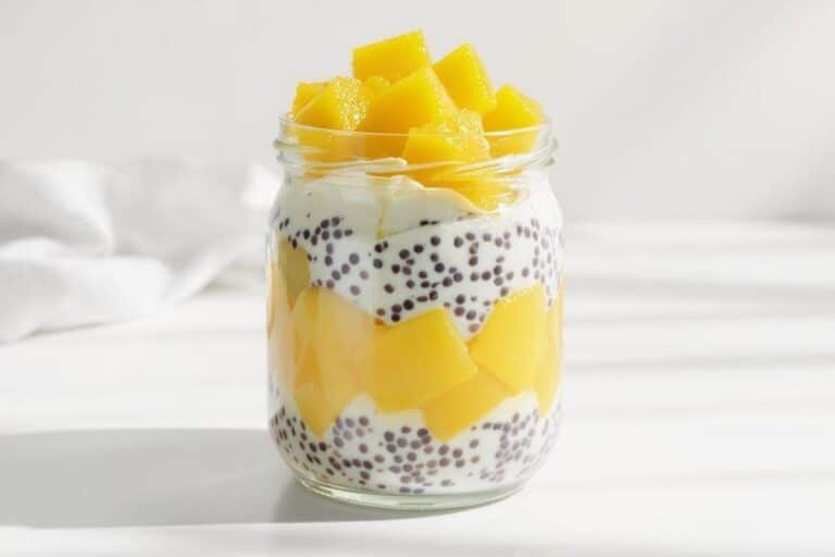 mango chia seed pudding featured